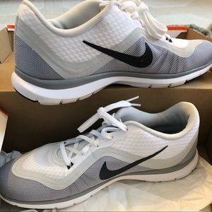 Womens Nike Flex Trainer Size 9.5 white